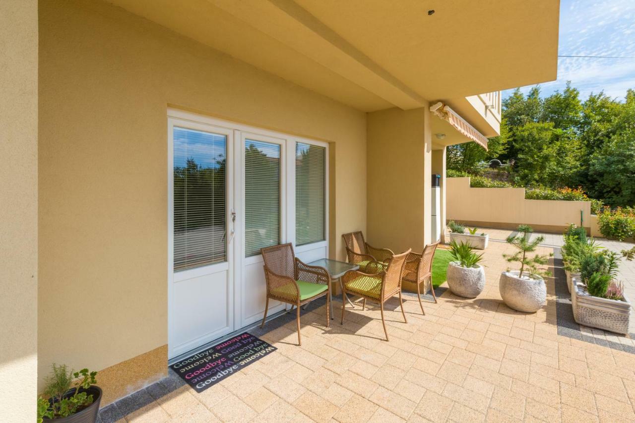Apartmani Josip Dramalj Exterior photo